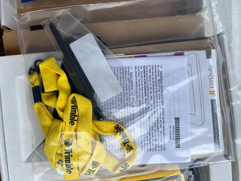 Trimble Nomad 800 LC BT`802/GPS/Camera, Gelb, Akku ist etwas altersschwach