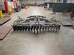 Rolex Hydraulische Scheibenegge / Hydraulic discs harrow / Dechaumeur à disques / Erpice a dischi / Гидравлическая дисковая борона / Brona talerzowa hydraulicznie składana lekka 4 m
