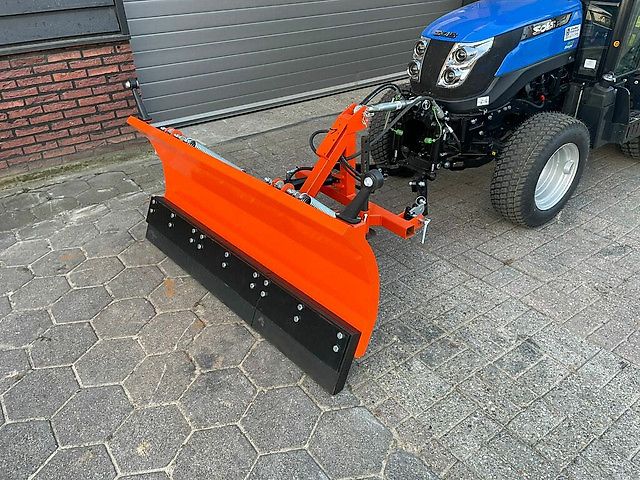 Solis 26 HST minitractor CABINE (optie zoustrooier, sneeuwschuif)