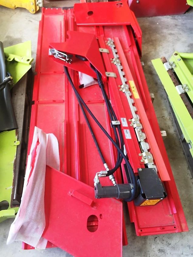 Ziegler Rapskits Claas Vario 716 7,50m mit 1 Rapsmetrenner rechts