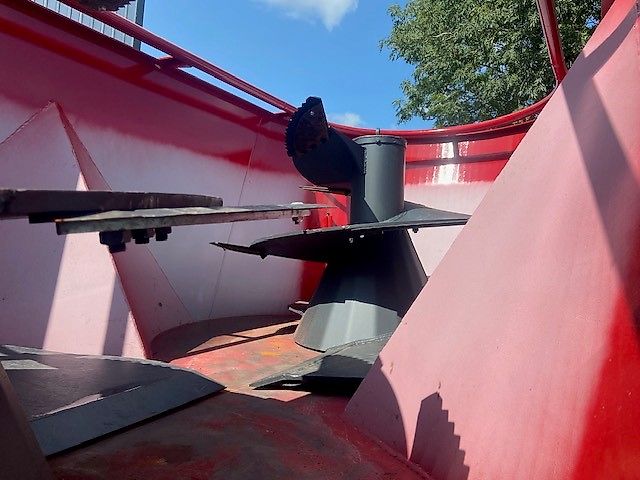 Eckart Feed mixer / Melangeuse / Carro miscelatore / Voermengwagen