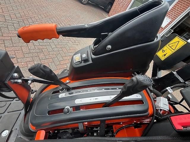 TAFE 6028H + FKH + FZW + Kreiselegge + Frontmähwerk