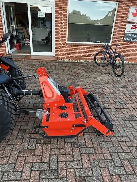 TAFE 6028H + FKH + FZW + Kreiselegge + Frontmähwerk