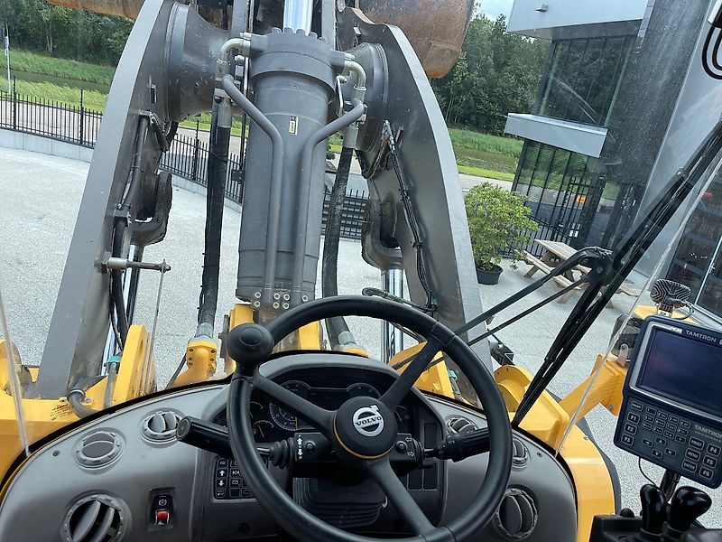 Volvo L350H CDC + Lock up