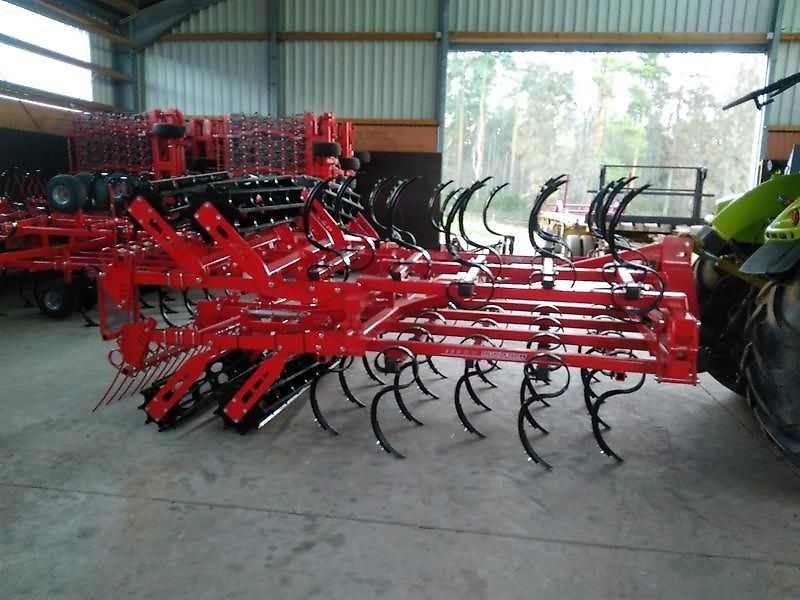 Agri Farm Universell einsetzbarer Eurocult II, Dreipunkt-Leichtgrubber