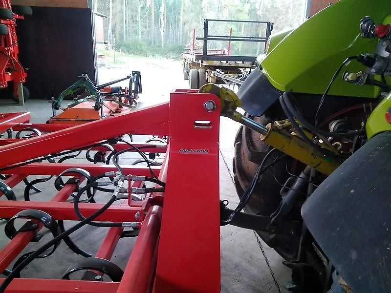 Agri Farm Universell einsetzbarer Eurocult II, Dreipunkt-Leichtgrubber