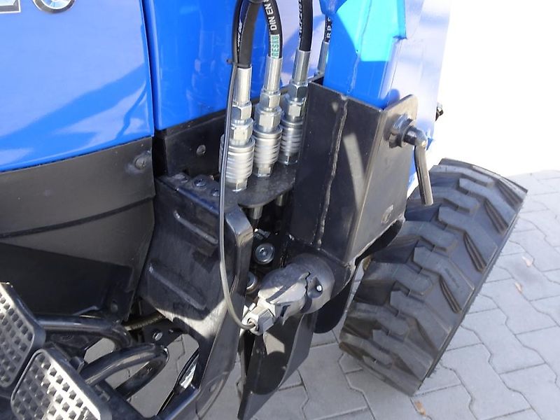 Solis Solis 26 26PS NEU Traktor Schlepper Frontlader Industrie NEU