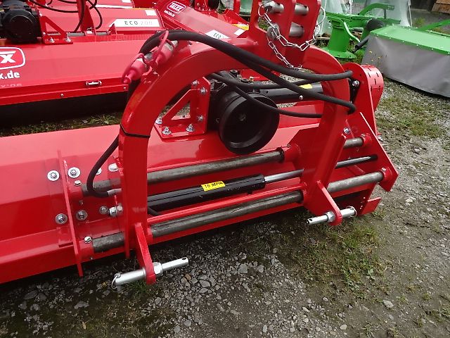 TALEX Schlegelmulcher Talex- Eco- NEU-2 -Meter mit Hydraulischer Seitenverschiebung- auch möglich in verschiedenen Breiten - auch in 1 Meter- 1,35 Meter -1,5 Meter - 1,8 Meter - 2 Meter - 2,2 Meter