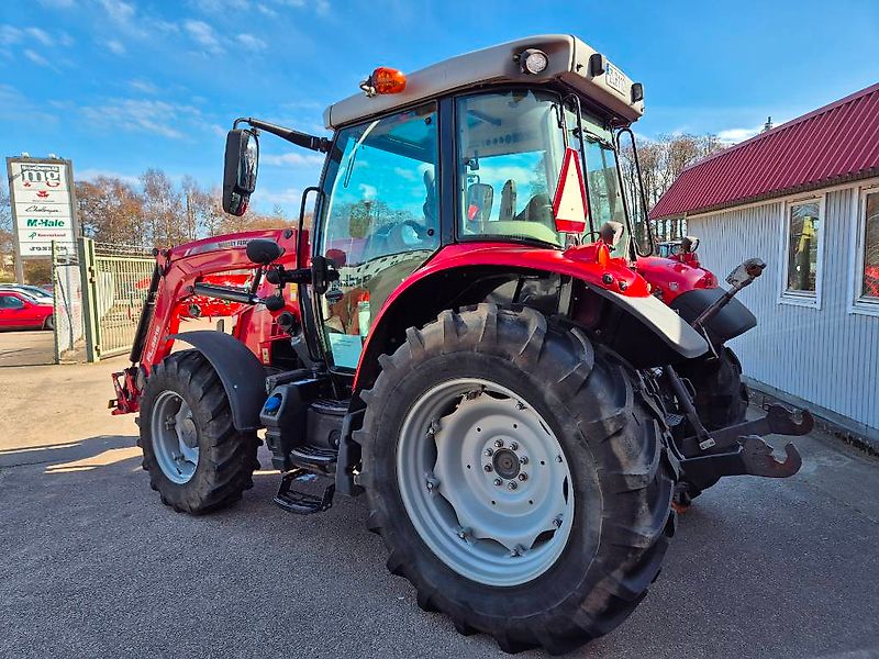 Massey Ferguson 5710S