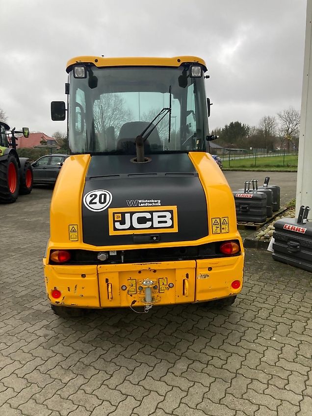 JCB 407