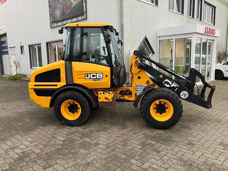 JCB 407