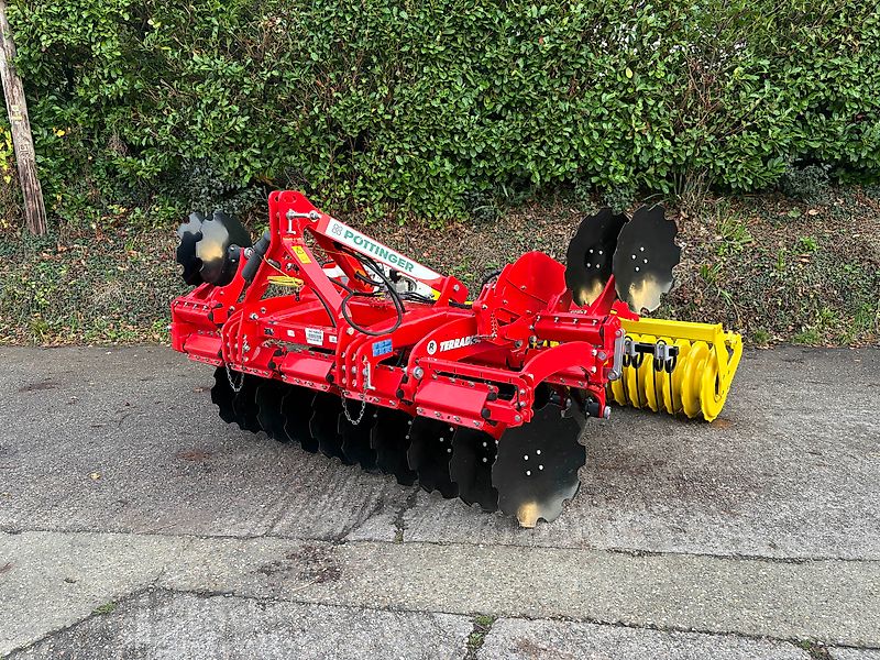 Pöttinger Pottinger Terradisc 3001 For Sale