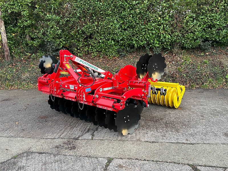 Pöttinger Pottinger Terradisc 3001 For Sale