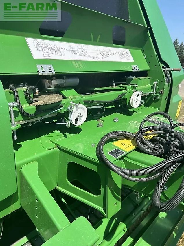John Deere v451m
