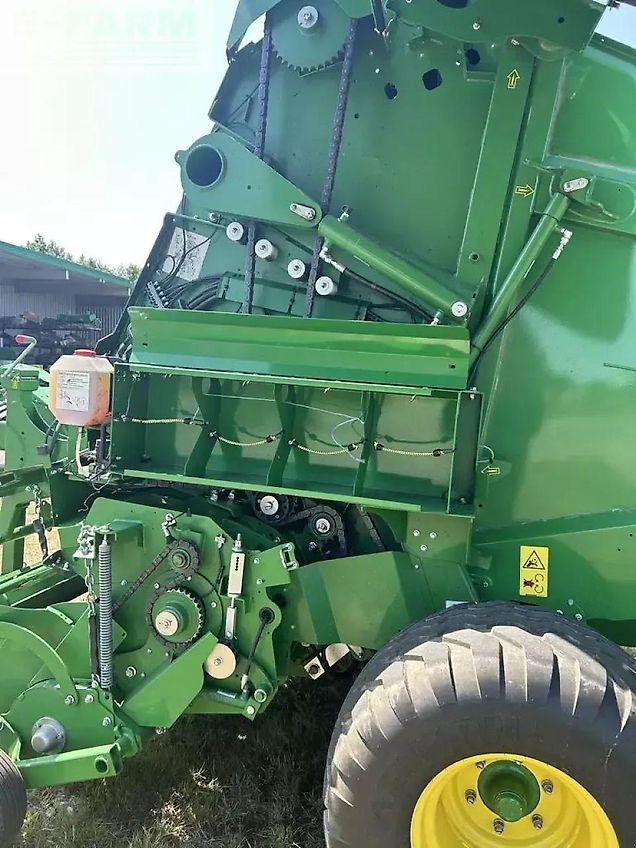 John Deere v451m