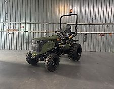 Startrac 26 HST Frontlader Kleintraktor Ackerstollenbereifung Startrac 26 HST Frontlader Kleintraktor Ackerstollenbereifung