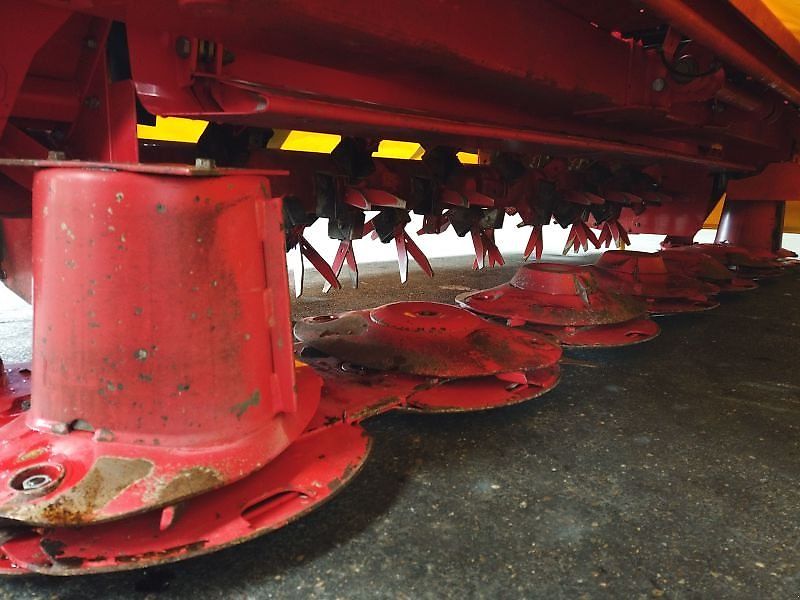 Pöttinger NOVACAT 301 ALPHA-MOTION ED