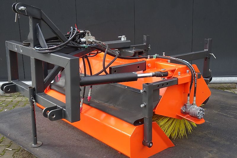 Hofstede veegmachine borstel diameter 60cm omkeerbaar. trekker model grote loopwielen