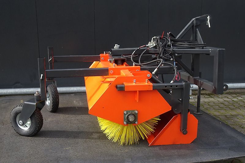 Hofstede veegmachine borstel diameter 60cm omkeerbaar. trekker model grote loopwielen