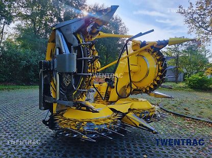 New Holland 450FIE (Kemper 460 Champion) maisbek