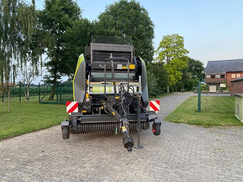 Claas Variant 585 RC PRO