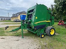 John Deere 852