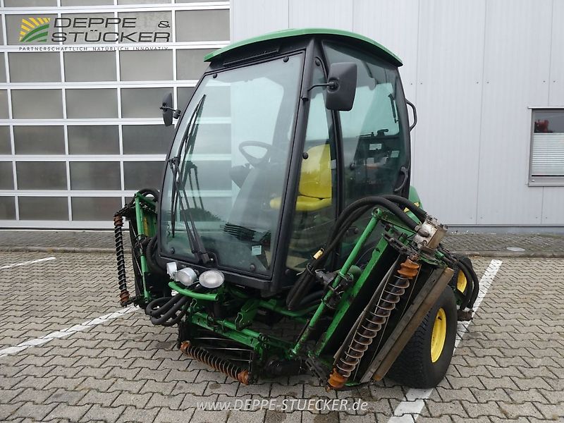 John Deere 8900A