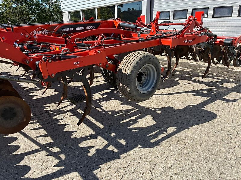 Kuhn Performer 600