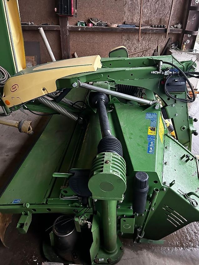 Krone Mähwerk/Mähkombi B880 CV und EasyCut F320 CV