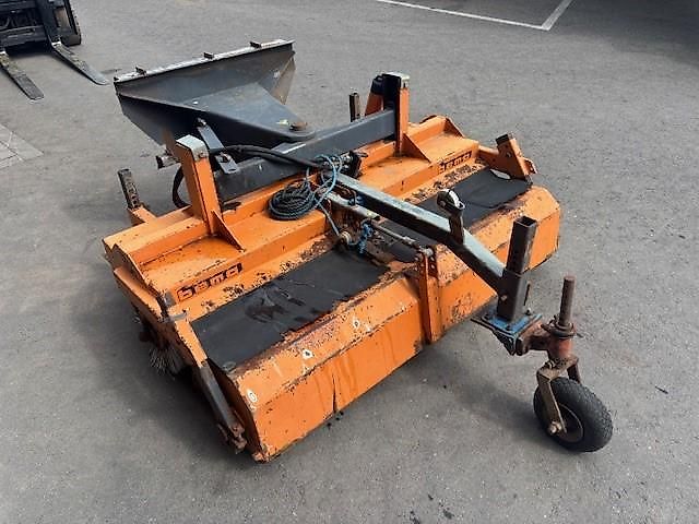 Bema Kehrmaschine mit Wanne