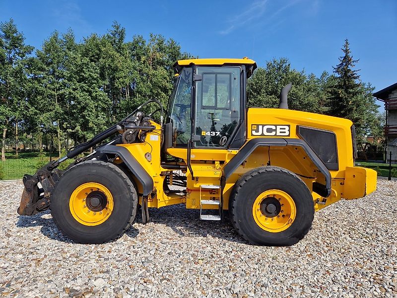 JCB 437HT
