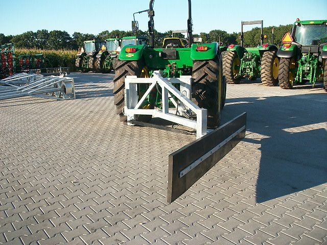 Hofstede Voerschuif voer stal voerpad voergang schuif schuiver hydraulisch