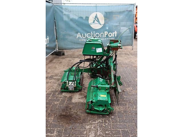 Ransomes Mounted 214 Verticut