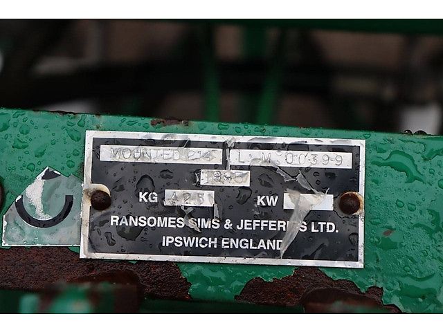 Ransomes Mounted 214 Verticut