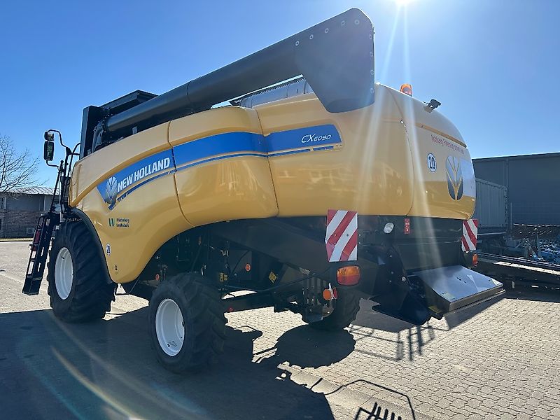 New Holland CX 6090 # 7,50m VariFeed