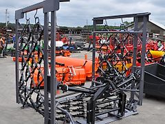 Metal-Technik Wiesenegge / Meadow harrow / Herse de prairie / Strigliatrice / Полевая волокуша / Włóka łąkowa 6 m