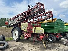 Hardi Commander Plus 2800 Twin Force vontatott légzsákos permetező