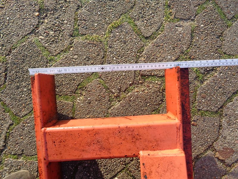 Howard Hersteller Howard Rotavator GmbH Howard Klappbock Modell Klapprahmen RA 600 HY-L Serien NR 301198002 Hydraulischer Klapprahmen für bis zu 6m breite Anbaugeräte Hackrahmen 6m Hydr