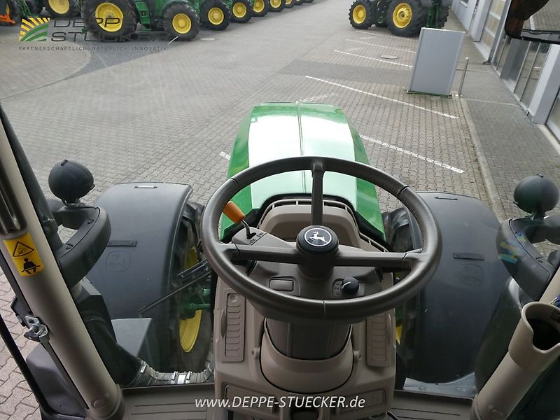 John Deere 6R 250