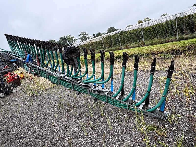Bomech MULTI 18, Gülle Schleppschuhverteiler