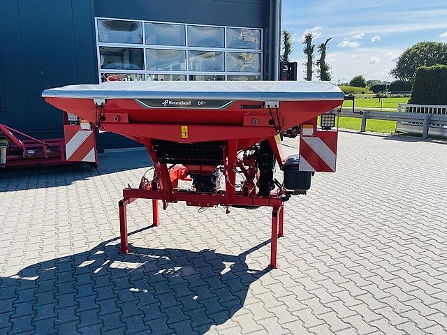 Kverneland DF 1 Fronttank