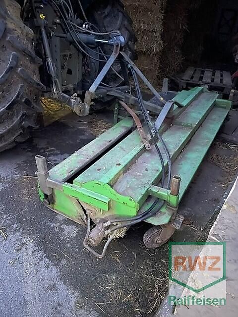 Bema Kehrmaschine 2300 agrar