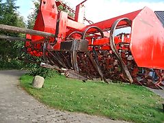 Kverneland Kurzkombi mit Crosskillwalze-ringen Frontpaker 3m Heckpaker Brockmöller 3m Frontanbaugerät Frontpacker mit großen Packerringen siehe Bilder