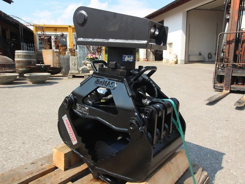 Menzi Muck Universalgreifer UG 04 Bagger Minibagger Sortiergreif