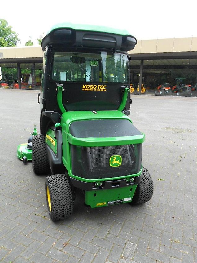 John Deere 1585