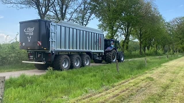 Fliegl ASW 391 Gigant Taurus FOX