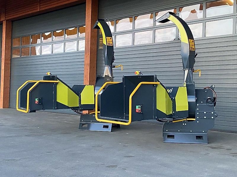 Junkkari Holzschredder Holzhäcksler Holzhacker Buschholzhacker Ha