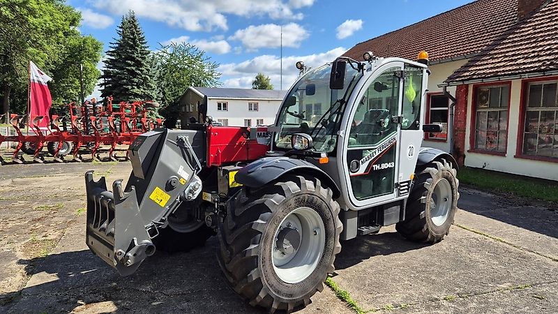 Massey Ferguson TH.8043