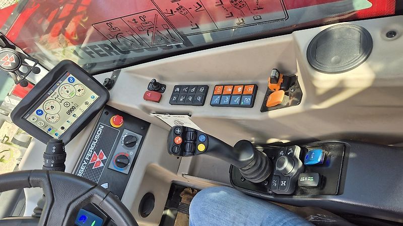 Massey Ferguson TH.8043