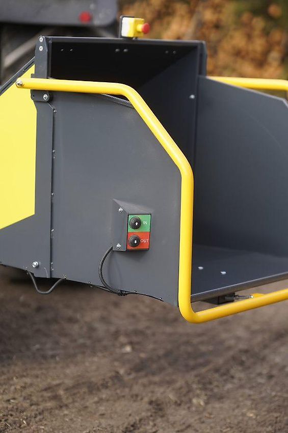 Junkkari Holzschredder Holzhäcksler Holzhacker Buschholzhacker